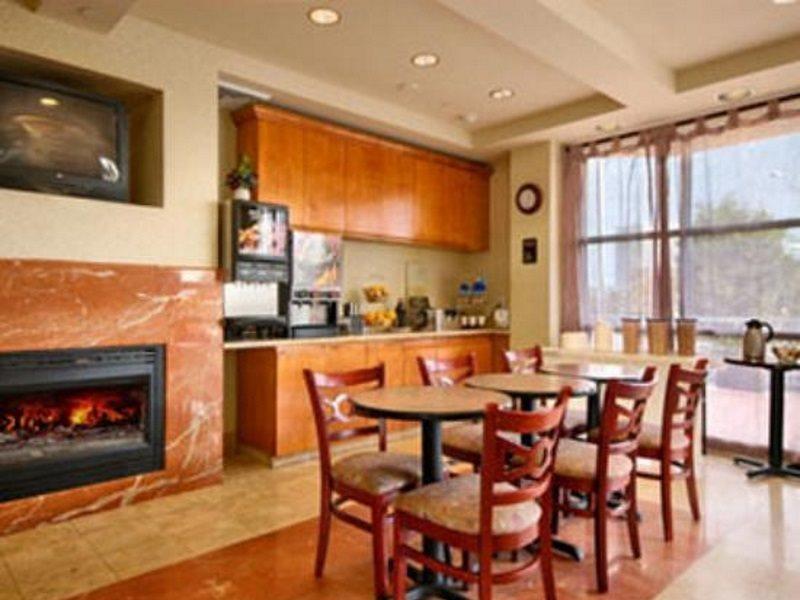 Ramada Limited And Suites San Francisco Airport South San Francisco Restaurant foto